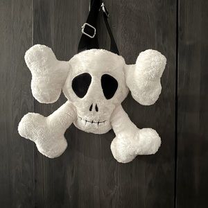 Skull & crossbones backpack.